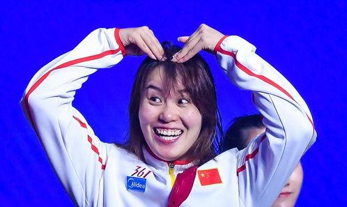 娱乐吃瓜酱永结同心,娱乐吃瓜酱的甜蜜爱情故事